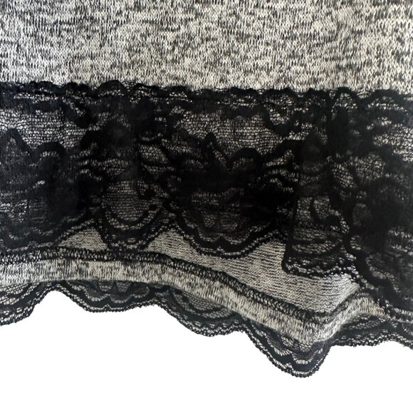 Bleeker & McDougal Lightweight Sweater with Lace Accent Gray size small - Picture 4 of 6